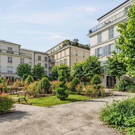 Cour Royal Apartment Near Disneyland Bmyguest Chessy  Bagian luar foto