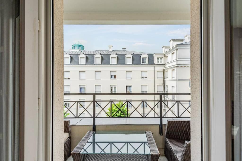Cour Royal Apartment Near Disneyland Bmyguest Chessy  Bagian luar foto